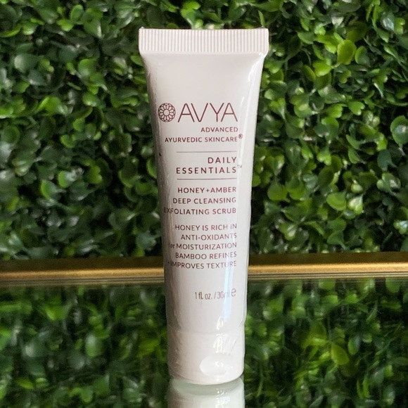 AVYA Skincare Honey + Amber Deep Cleansing Exfoliating Scrub | NEW | 30mL - Picture 2 of 7